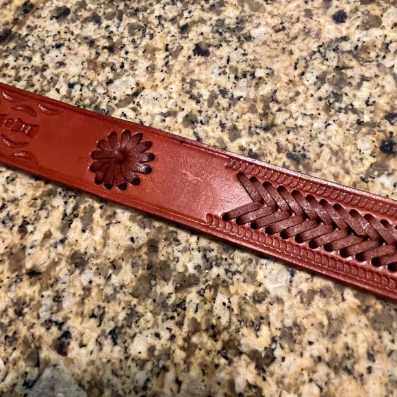 Western Tooled Leather Woven Belt Made in Mexico Men’s Size 38 *Measurements* - Picture 8 of 11